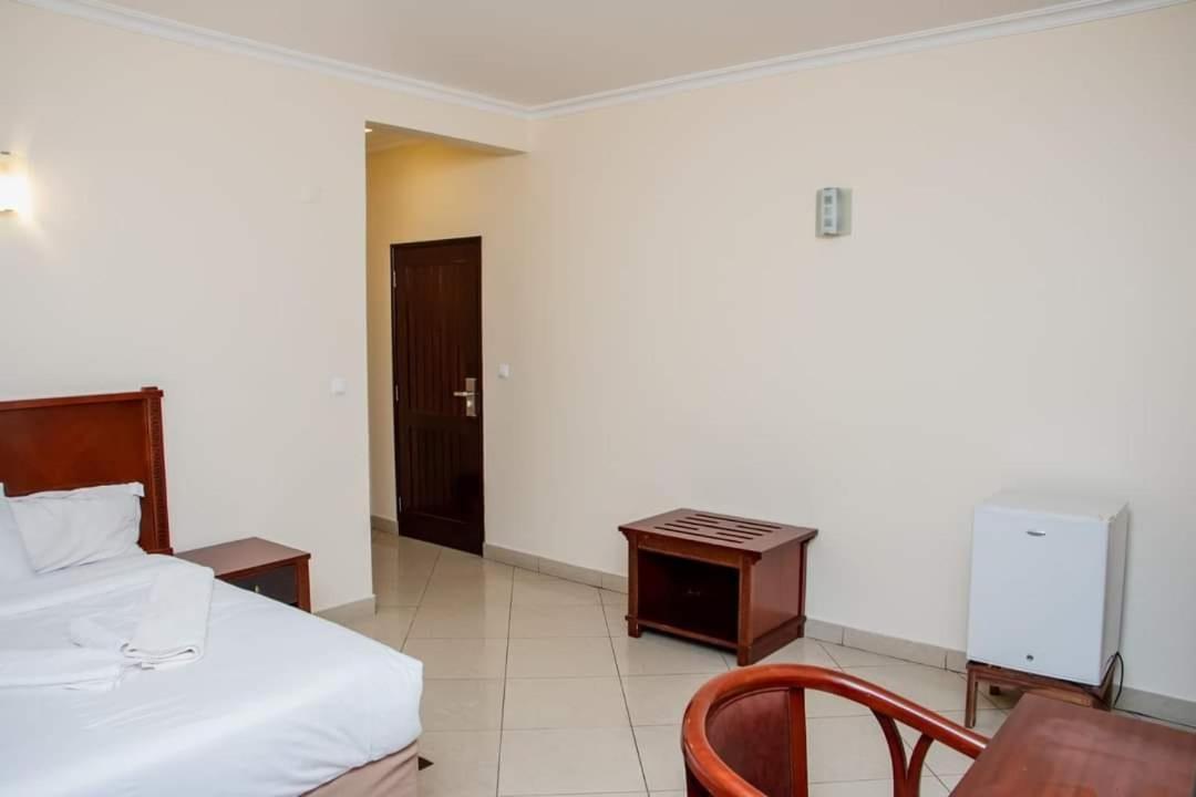 Pensao Marhaba Residencial Hotel Maputo Buitenkant foto
